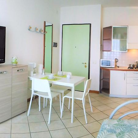 Green Holiday Wohnung Mit Schwimmbad Bibione Luaran gambar