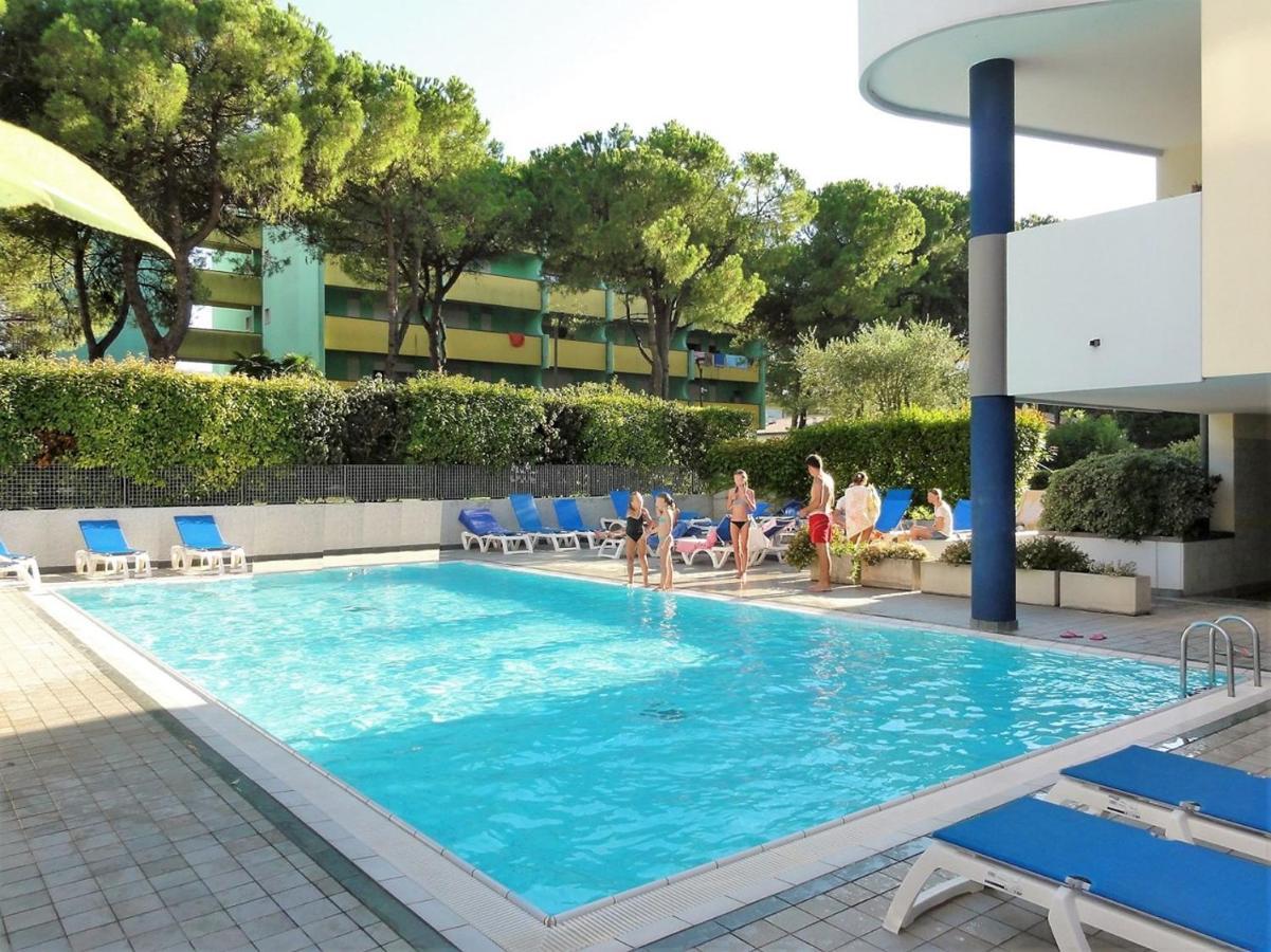 Green Holiday Wohnung Mit Schwimmbad Bibione Luaran gambar