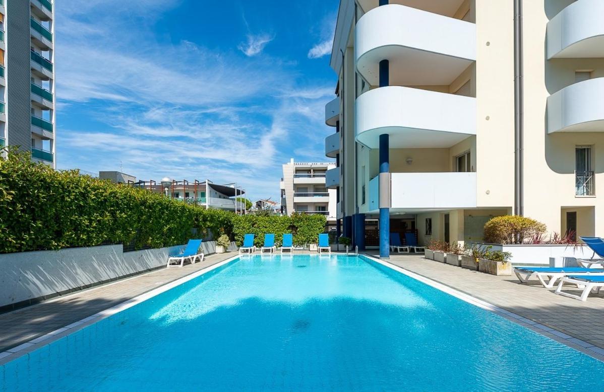 Green Holiday Wohnung Mit Schwimmbad Bibione Luaran gambar
