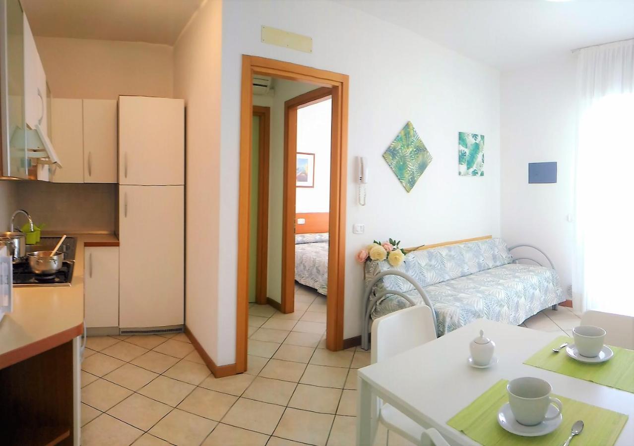 Green Holiday Wohnung Mit Schwimmbad Bibione Luaran gambar