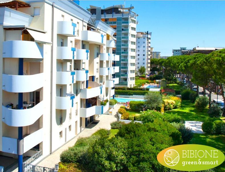Green Holiday Wohnung Mit Schwimmbad Bibione Luaran gambar